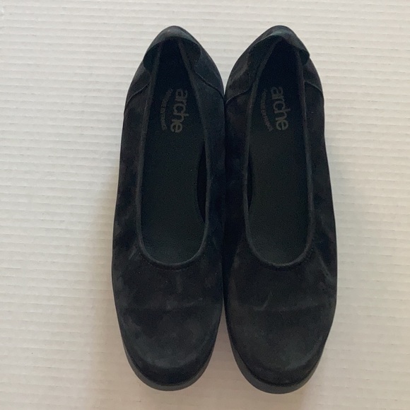 ARCHE black suede shoes. Made in France. Size 8 - Picture 6 of 8